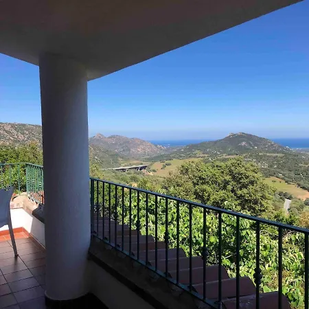 Casa In Collina, Con Vista Mare