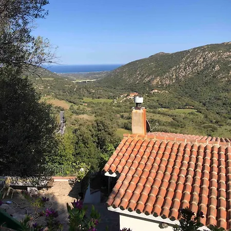 Casa In Collina, Con Vista Mare